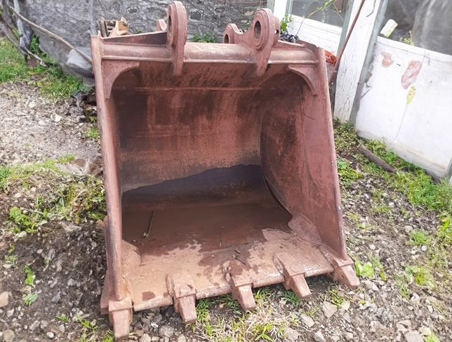 Excavator 290 Bucket